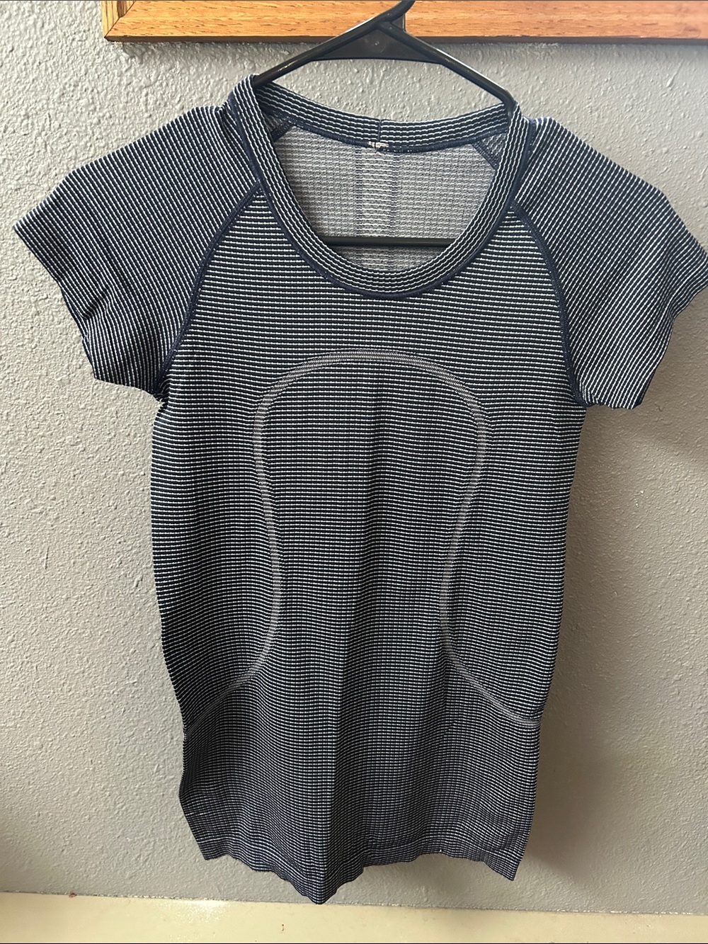 Lululemon Swiftly Tech Navy and White Striped Short Sleeve Tee